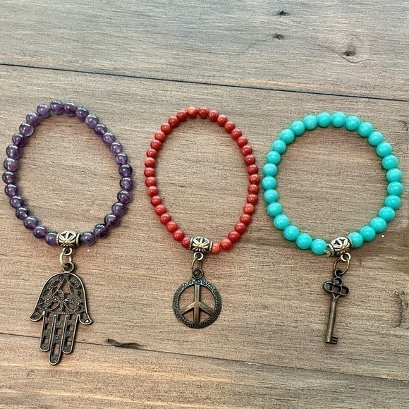 Hamsa hand, peace and love and key charm bead bracelets - Picture 1 of 7